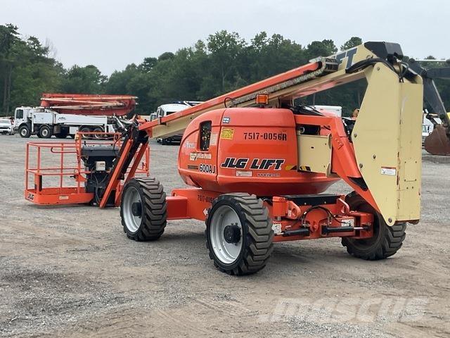 JLG 600AJ Zglobne podizne platforme