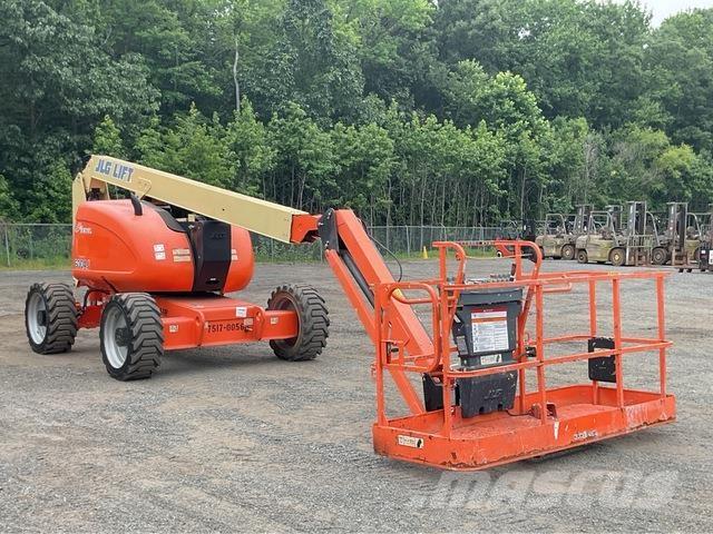 JLG 600AJ Zglobne podizne platforme