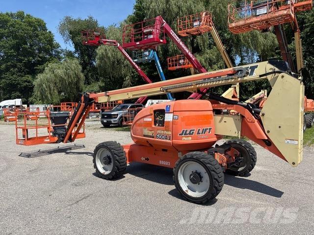JLG 600AJ Zglobne podizne platforme