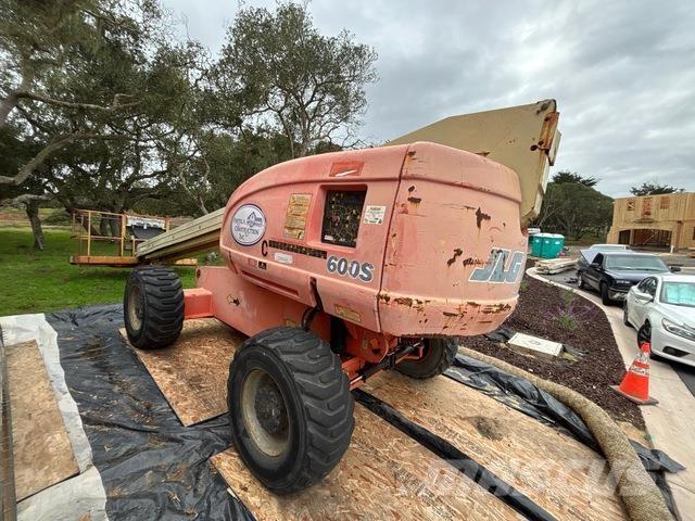 JLG 600S Teleskopske podizne platforme