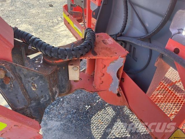 JLG 800 AJ Zglobne podizne platforme