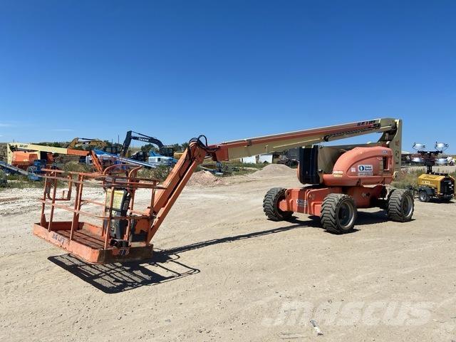 JLG 800AJ Zglobne podizne platforme