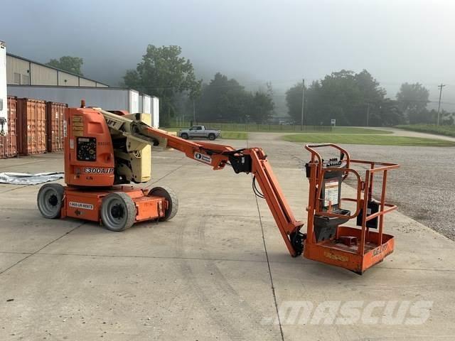 JLG E3000AJP Zglobne podizne platforme