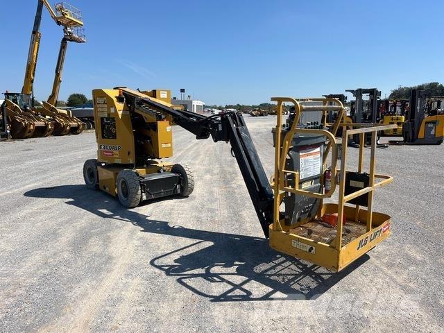JLG E300AJP Teleskopske podizne platforme