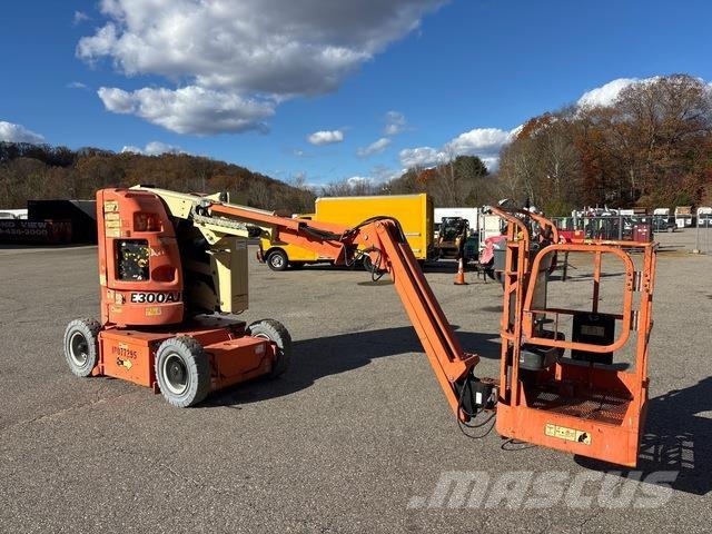 JLG E300AJP Zglobne podizne platforme