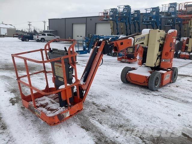 JLG E300AJP Zglobne podizne platforme
