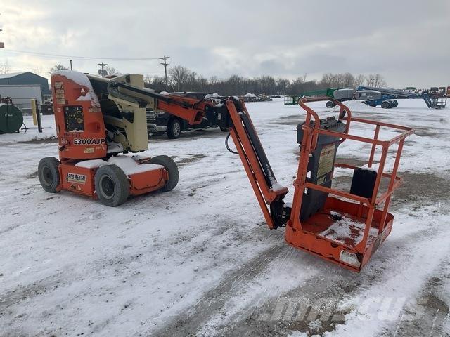 JLG E300AJP Zglobne podizne platforme