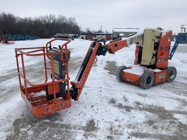 JLG E300AJP Zglobne podizne platforme