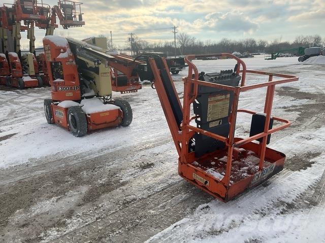 JLG E300AJP Zglobne podizne platforme