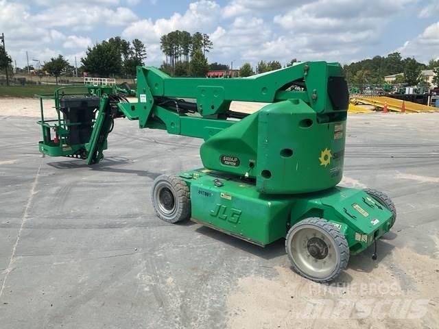 JLG E400AJP Zglobne podizne platforme