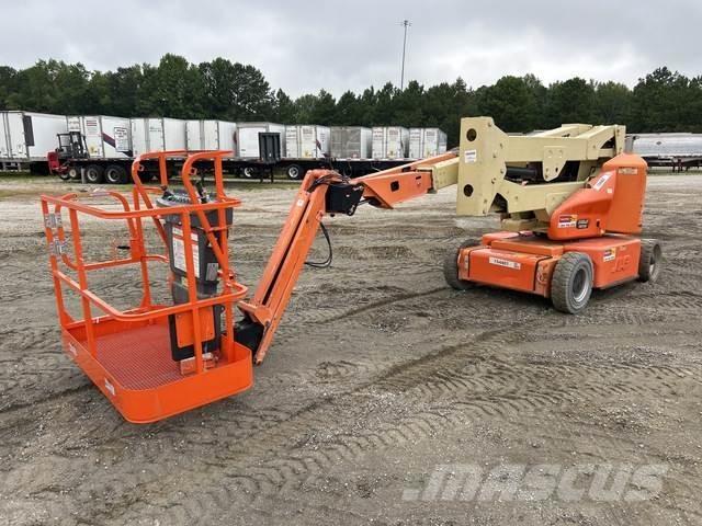 JLG E400AJPN Zglobne podizne platforme