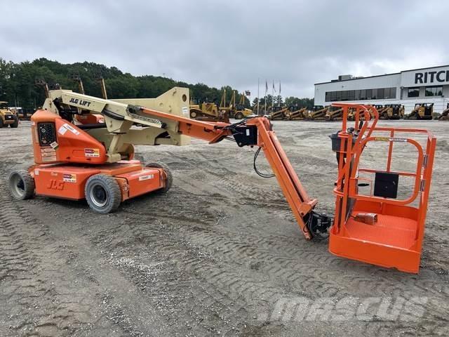 JLG E400AJPN Zglobne podizne platforme