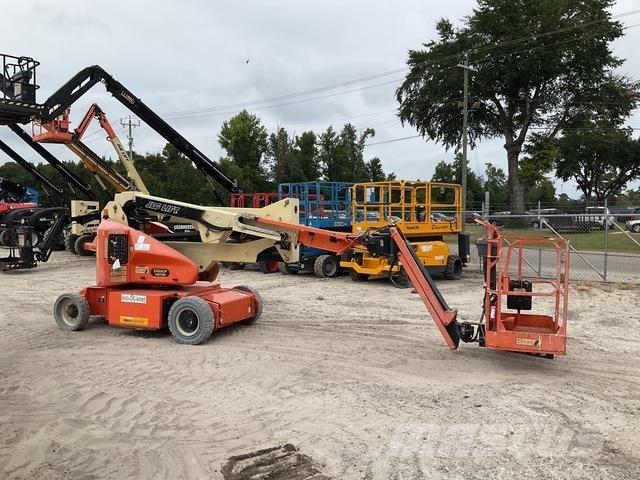 JLG E400AJPN Zglobne podizne platforme