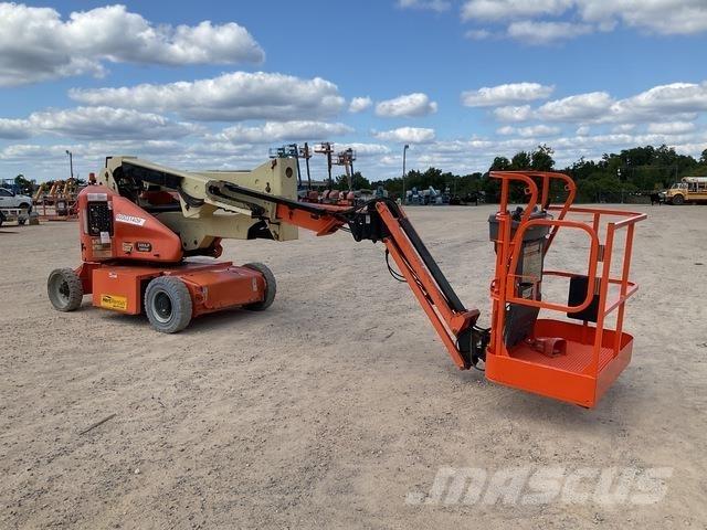 JLG E400AJPN Zglobne podizne platforme