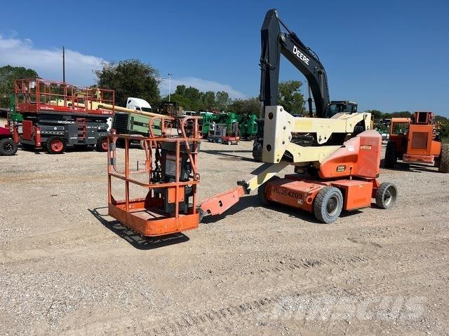 JLG E400AN Zglobne podizne platforme