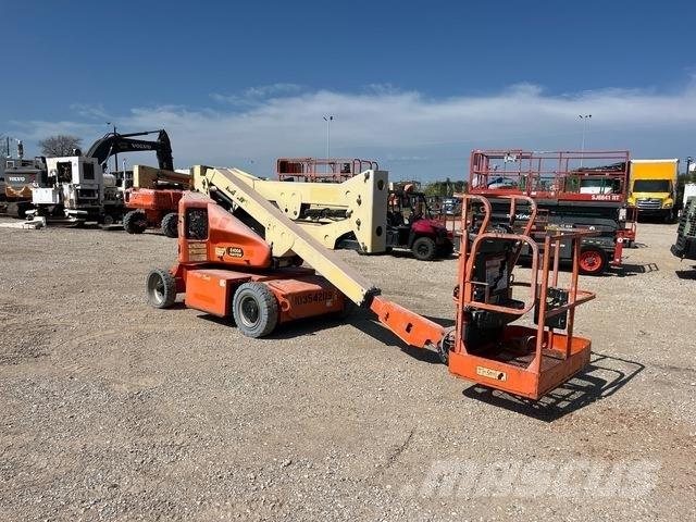 JLG E400AN Zglobne podizne platforme