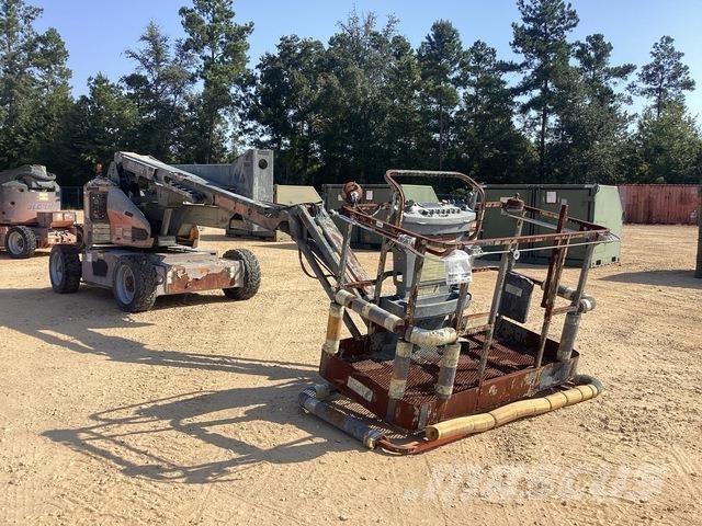 JLG E450AJ Zglobne podizne platforme