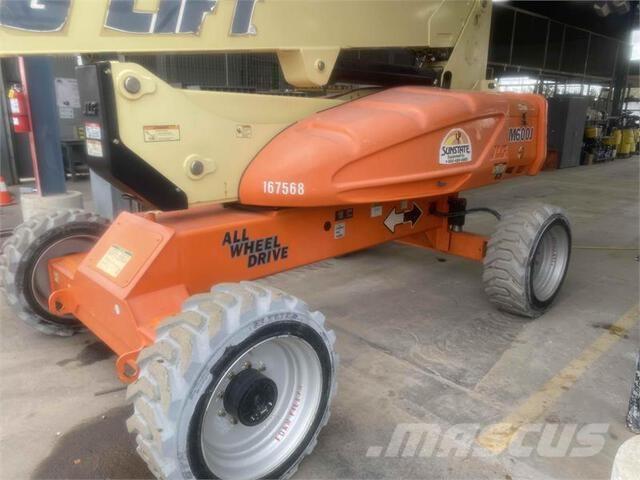 JLG M600J Zglobne podizne platforme