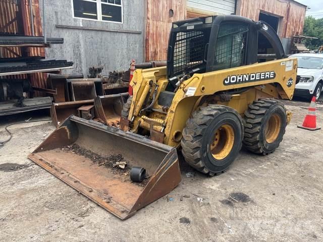 John Deere 270 Skid steer mini utovarivači