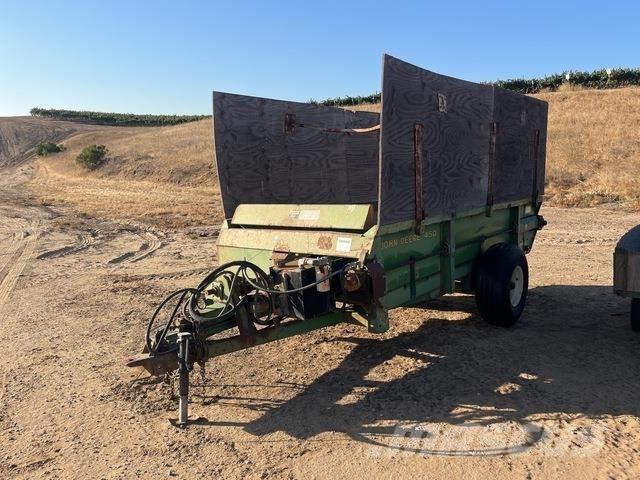 John Deere 450 Rasturači đubriva