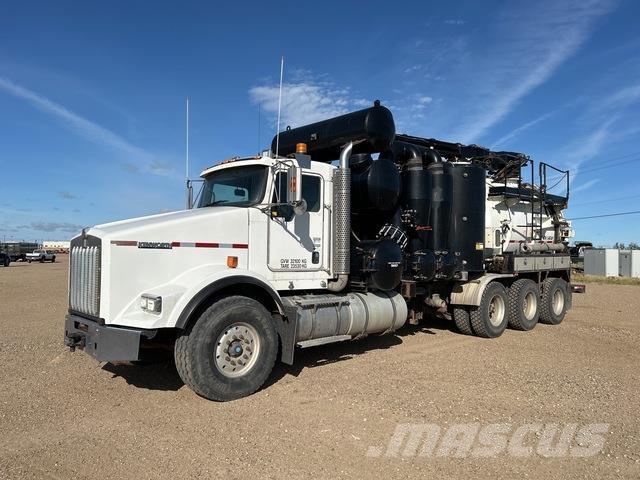 Kenworth T-800 Bageri guseničari