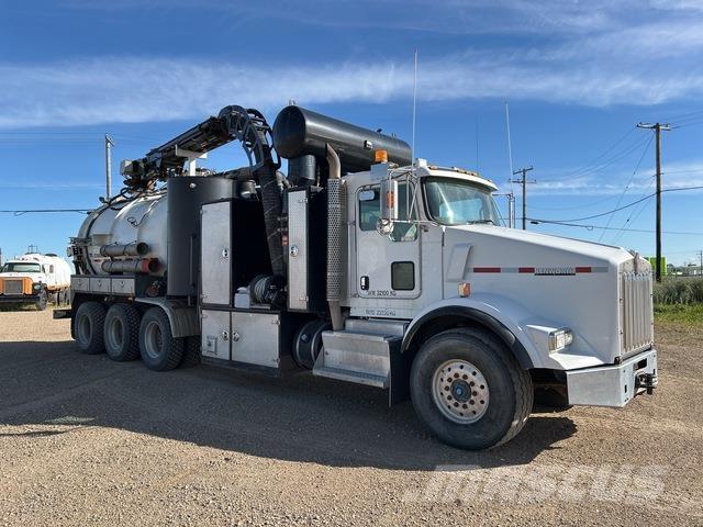 Kenworth T-800 Bageri guseničari