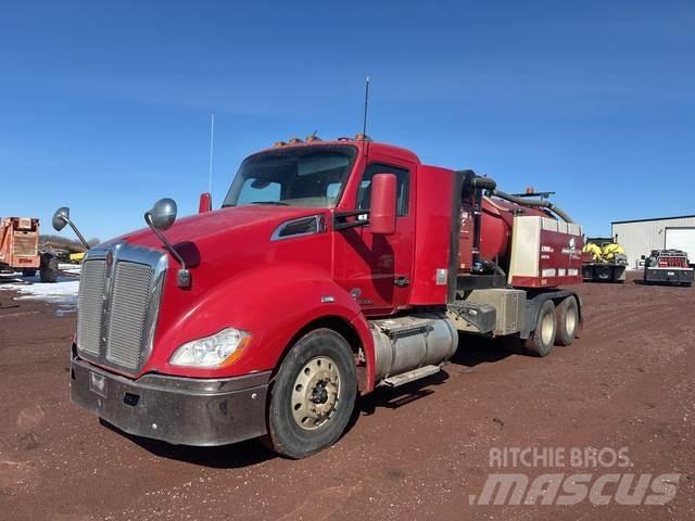Kenworth T680 Bageri guseničari