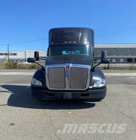 Kenworth T680 Tegljači