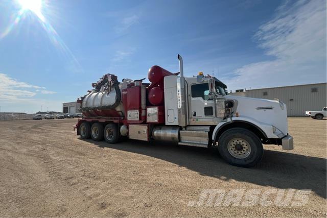 Kenworth T800 Bageri guseničari