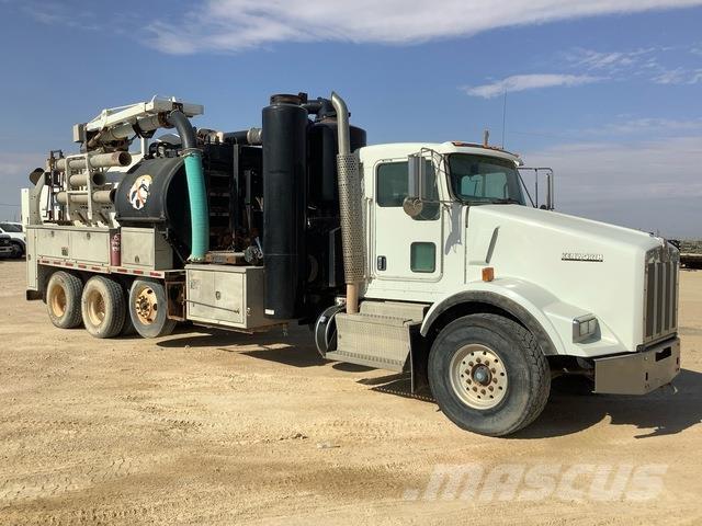 Kenworth T800 Bageri guseničari