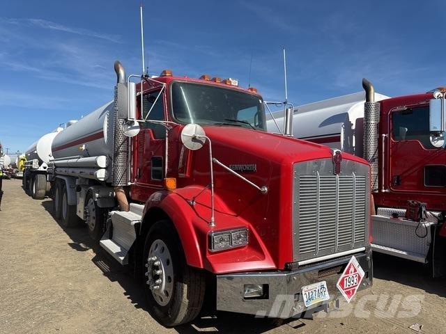 Kenworth T800 Kamioni cisterne