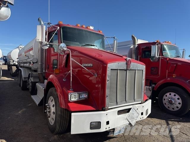Kenworth T800 Kamioni cisterne