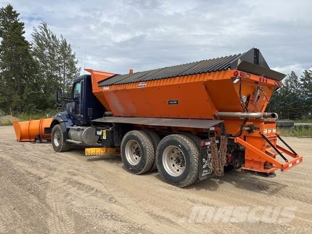Kenworth T880 Snežne daske i plugovi