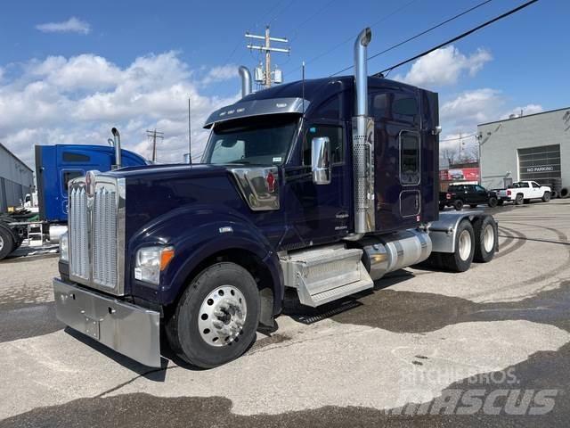 Kenworth W990 Tegljači