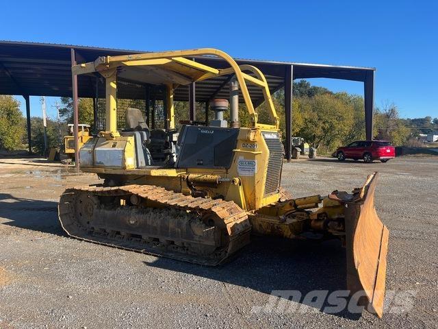 Komatsu  Buldožeri guseničari