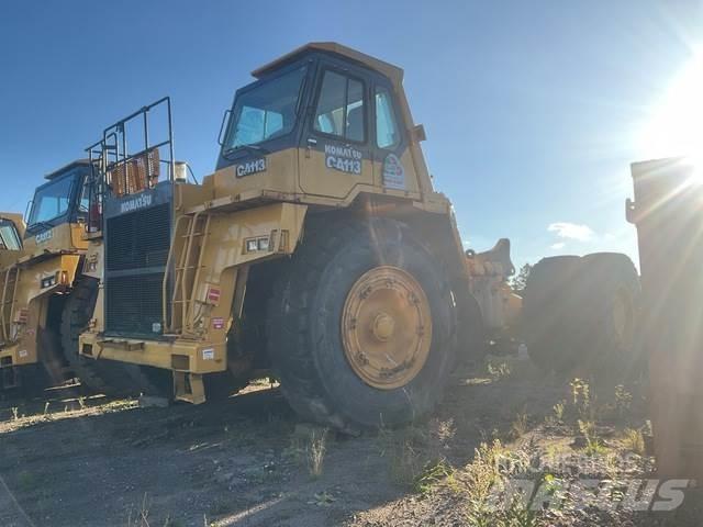 Komatsu 330M Zglobni damperi