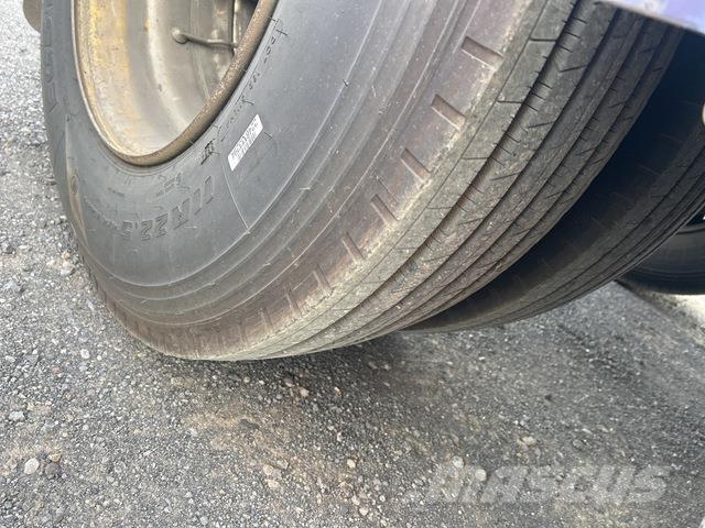  Krueger Tovarne prikolice sa ciradom