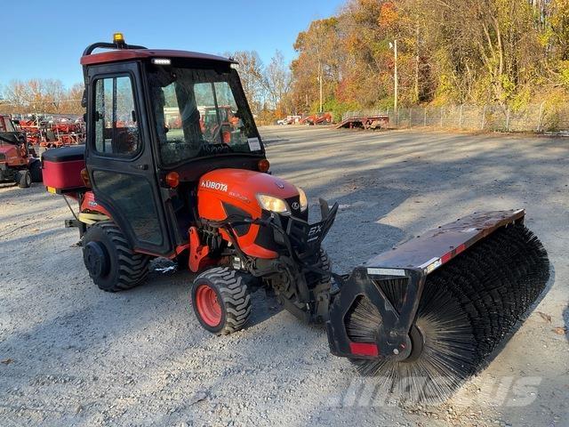 Kubota BX2380 Manji traktori