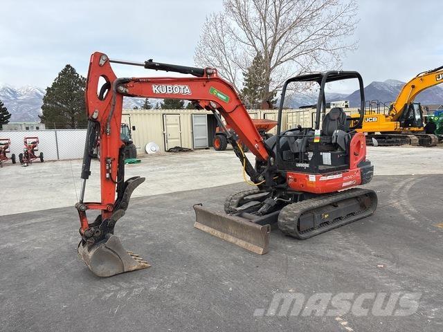 Kubota KX040 Bageri guseničari
