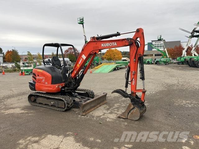 Kubota KX040-4 Bageri guseničari