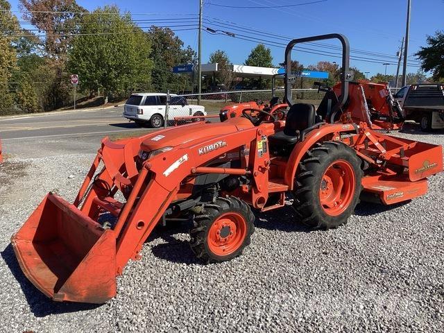 Kubota L3301DT Manji traktori