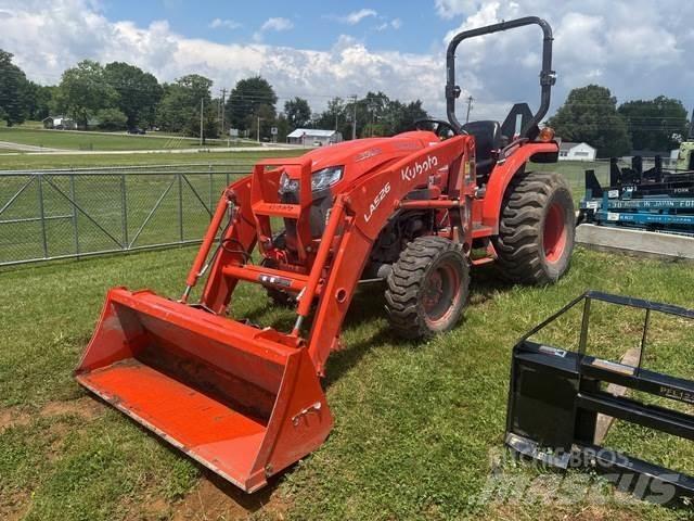 Kubota L3902DT Manji traktori