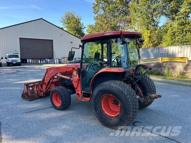 Kubota L5240 Manji traktori