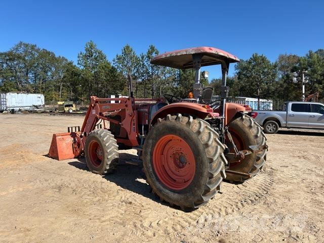 Kubota M105S Traktori