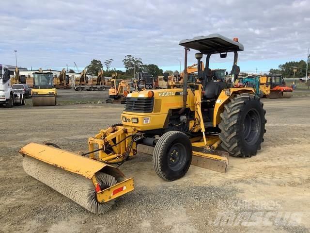 Kubota M5700 Manji traktori
