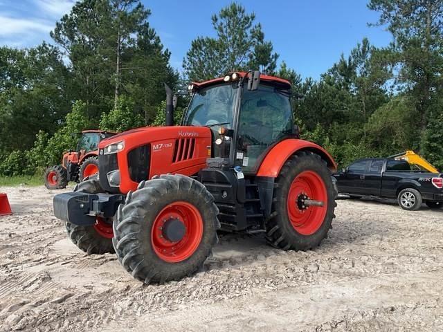 Kubota M7-132D Traktori