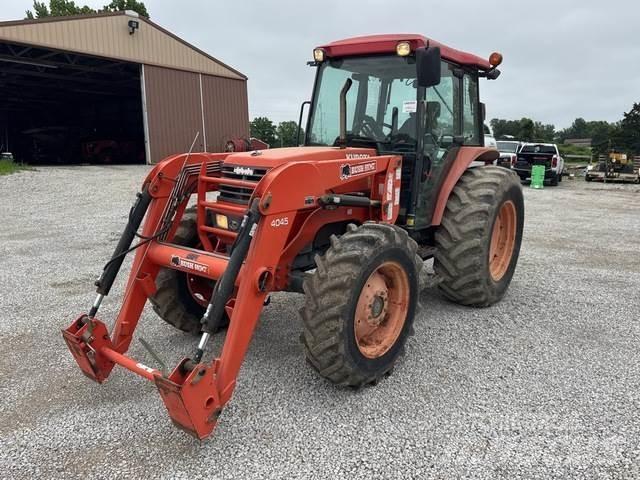 Kubota M9000 Traktori