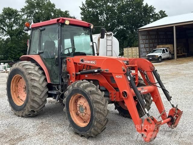 Kubota M9000 Traktori