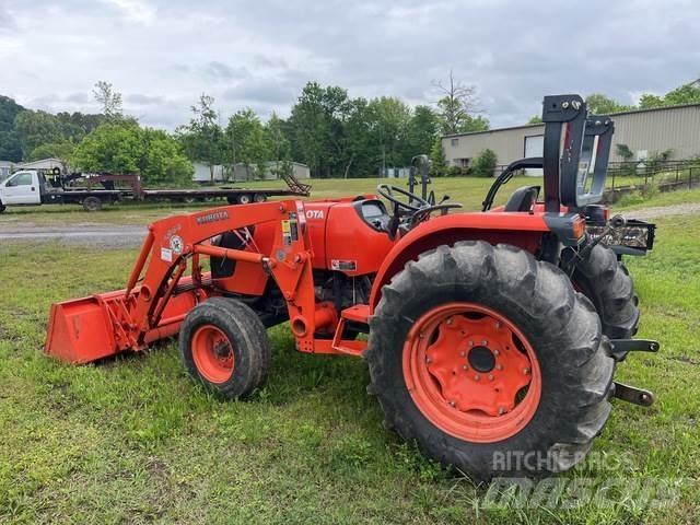 Kubota MX4700F Manji traktori