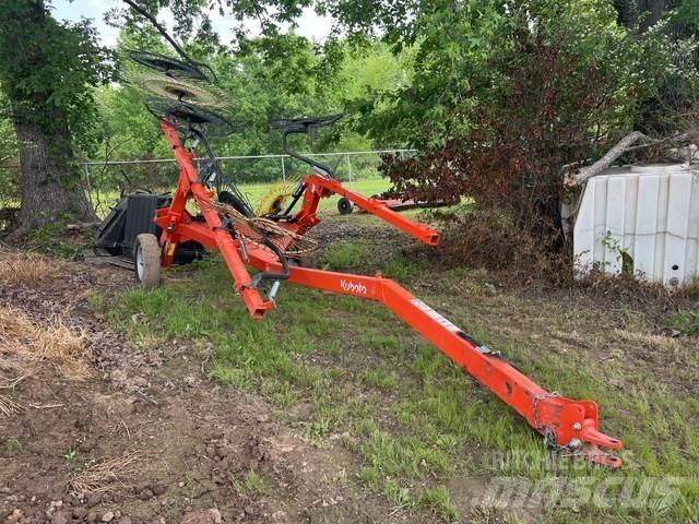 Kubota RA210CR Okretači i sakupljači sena